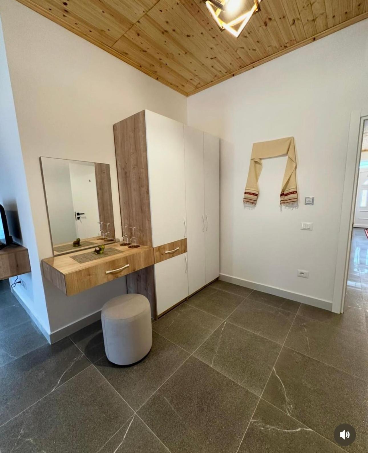 Qyteza Guest House & Camping Shkoder Exterior photo