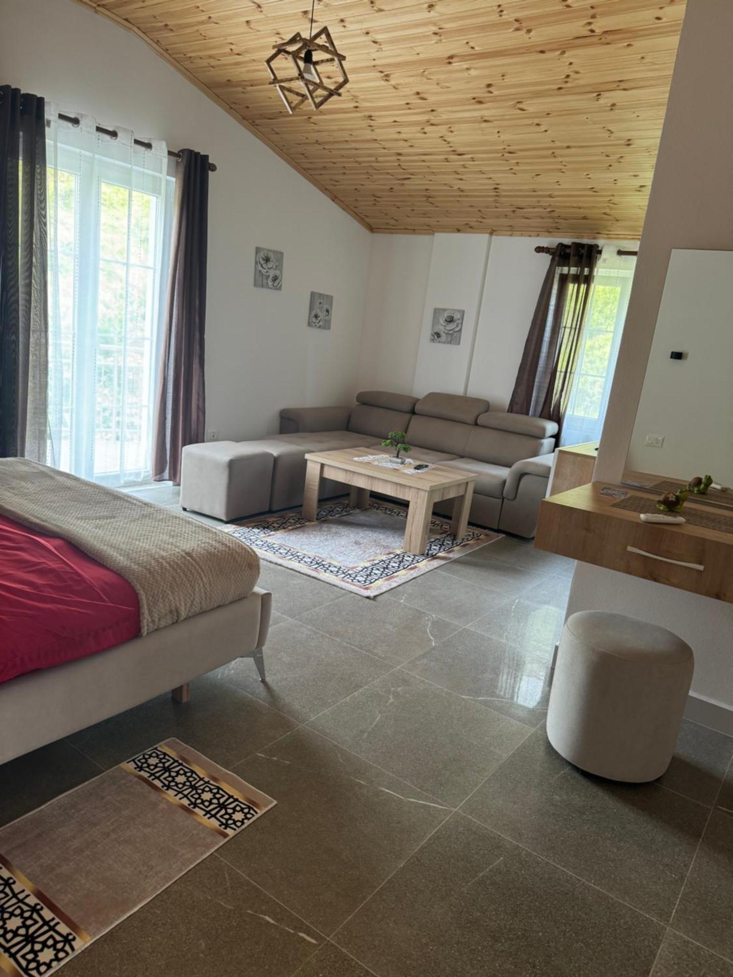 Qyteza Guest House & Camping Shkoder Exterior photo